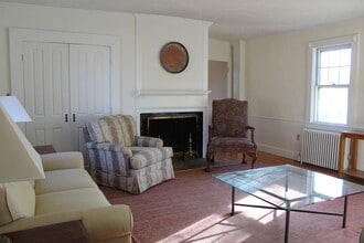 134 Sandwich Rd in Plymouth, MA - Building Photo - Building Photo