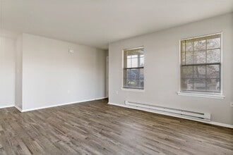 7036 Basswood Rd in Frederick, MD - Building Photo - Building Photo