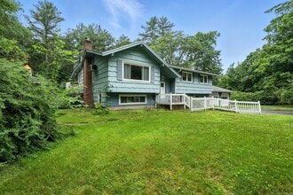 95 Browns Bridge Rd in Tolland, CT - Building Photo - Building Photo