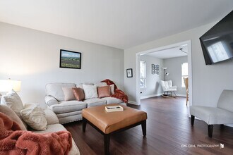 2764 Olympic Ct in Aurora, IL - Building Photo - Building Photo