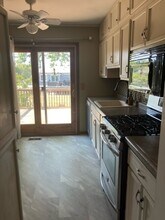 460 Norman Ln in Roselle, IL - Building Photo - Building Photo