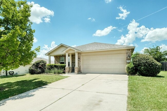 property at 2824 Bluffstone Dr