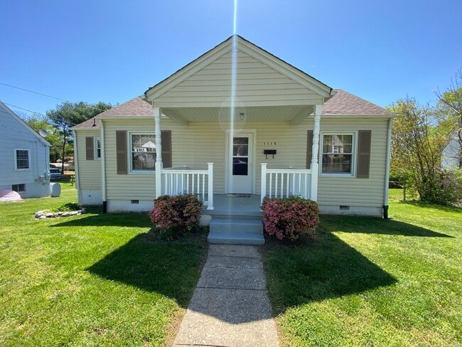 property at 1115 8th St
