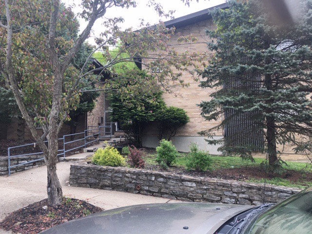 3581 Amberacres Dr, Unit Apt 4