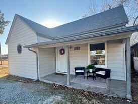 404 N Findlay Ave in Norman, OK - Building Photo