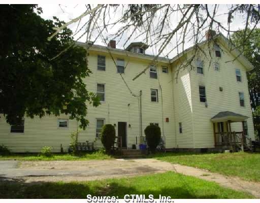 7 W Park St in Willimantic, CT - Building Photo