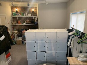 58 Leo M Birmingham Pkwy, Unit 1 in Boston, MA - Foto de edificio - Building Photo