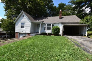 108 Rudolph Dr in Clarksville, TN - Building Photo