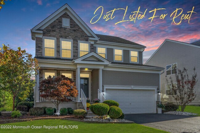 property at 10 Mulberry Dr