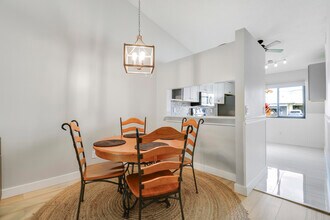148 Moccasin Trail S in Jupiter, FL - Building Photo - Building Photo