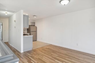 5103 Liberty Ave in North Bergen, NJ - Building Photo - Building Photo