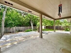 13012 Kenswick Dr in Austin, TX - Building Photo - Building Photo
