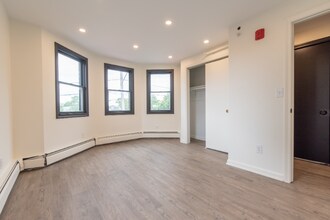 32 Cargill St in Providence, RI - Building Photo - Building Photo