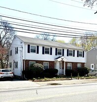 124 Salem St, Unit D in Wakefield, MA - Building Photo