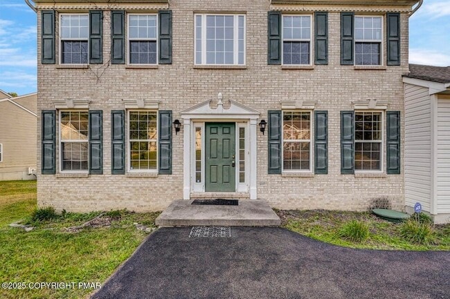 115 Daffodil Dr, Unit 1232 in East Stroudsburg, PA - Building Photo - Building Photo