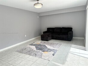 7729 77th Way in West Palm Beach, FL - Building Photo - Building Photo