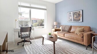 9301 Summit Centre Way, Unit 2313 in Orlando, FL - Building Photo