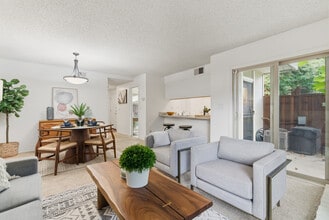 1123 San Ramon Valley Blvd in Danville, CA - Building Photo - Building Photo