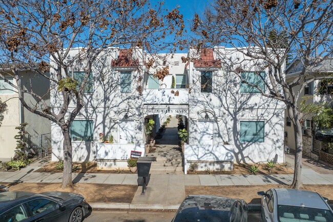 1237 E 1st St in Long Beach, CA - Building Photo - Building Photo