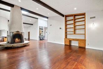14 Appaloosa Ln in Bell Canyon, CA - Building Photo - Building Photo