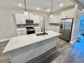 566 Tucker View Dr in Cordova, TN - Building Photo - Building Photo