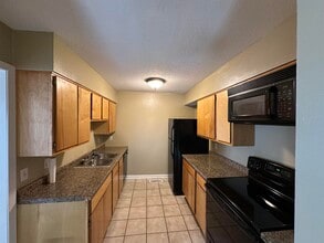 2409 Talmadge Pl in Memphis, TN - Building Photo - Building Photo