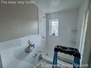 4 Cogswell Ave in Cambridge, MA - Building Photo - Building Photo