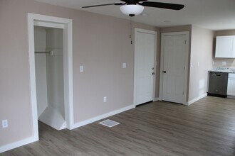 1207 Vattier Street in Manhattan, KS - Building Photo - Building Photo