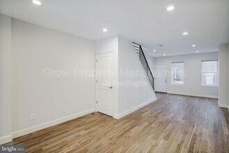 2028 E Firth St in Philadelphia, PA - Building Photo - Building Photo