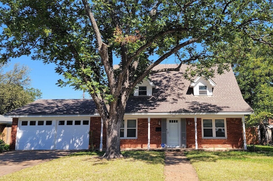 312 Cotillion Rd in Fort Worth, TX - Building Photo