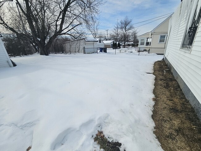 16202 Cloverside Ave in Cleveland, OH - Building Photo - Building Photo