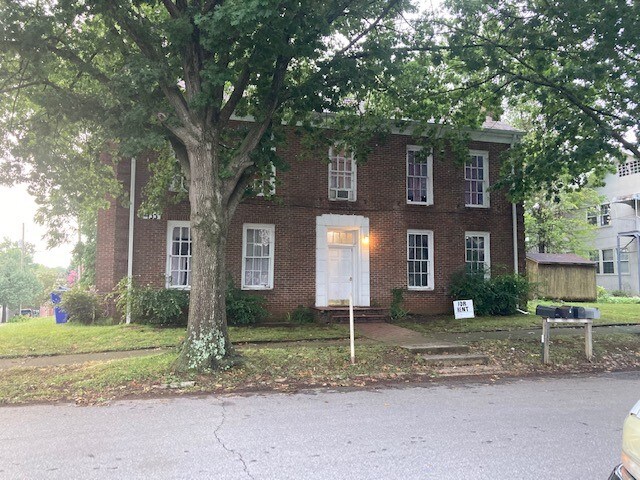433 Worth St NW in Cleveland, TN - Building Photo