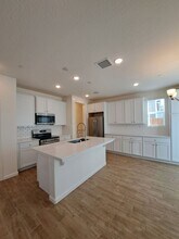 1502 Farmhouse Ln in Clovis, CA - Building Photo - Building Photo