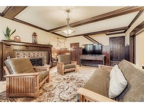 2219 Pillsbury Ave in Minneapolis, MN - Building Photo - Building Photo