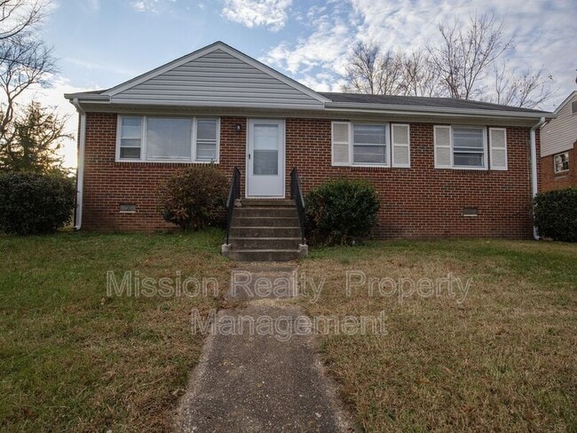 property at 3012 Glenan Dr