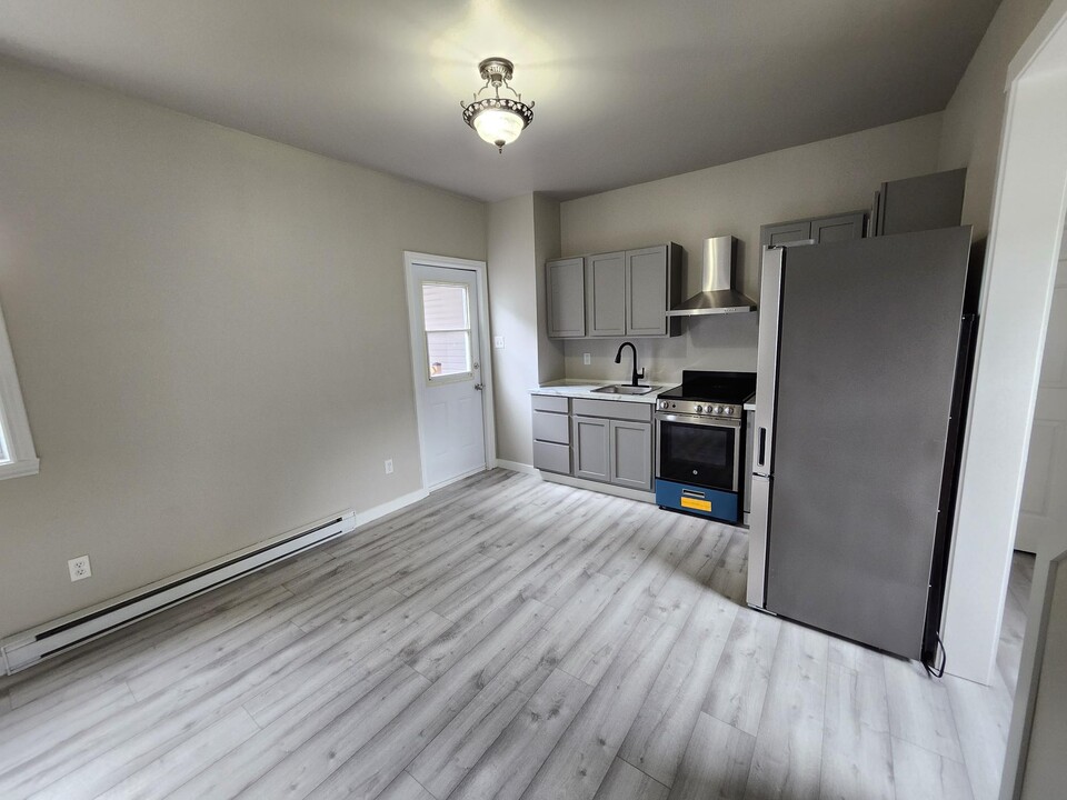 23 Paddock St in Saint John, NB - Building Photo