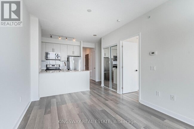 property at 3975 Grand Park Dr
