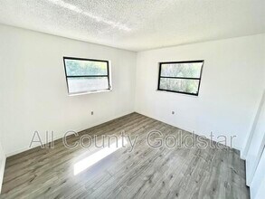 1719 Florence Ave in Englewood, FL - Building Photo - Building Photo