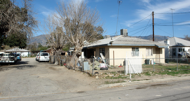 1974-1980 Mesa St in San Bernardino, CA - Foto de edificio - Building Photo