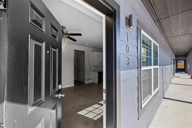 2290 W Tarleton St in Stephenville, TX - Foto de edificio - Building Photo