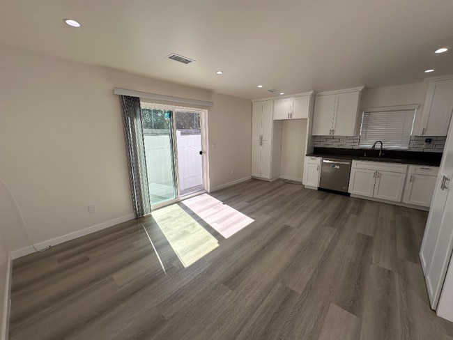 property at 2110 Gaviota Ave