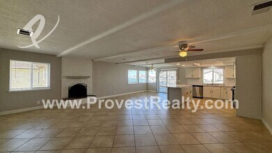 18430 Niagara Dr in Victorville, CA - Building Photo - Building Photo