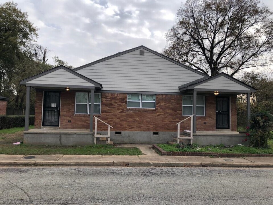 111 W MCKELLAR Ave in Memphis, TN - Building Photo