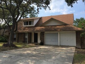 2803 Woodline St in San Antonio, TX - Building Photo