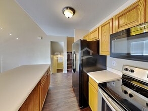 5012 Goshawk Ct in Brighton, CO - Foto de edificio - Building Photo