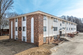 Chad Estates in Des Moines, IA - Foto de edificio - Building Photo