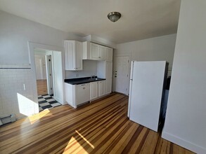 63 Stewart St in Quincy, MA - Building Photo - Building Photo