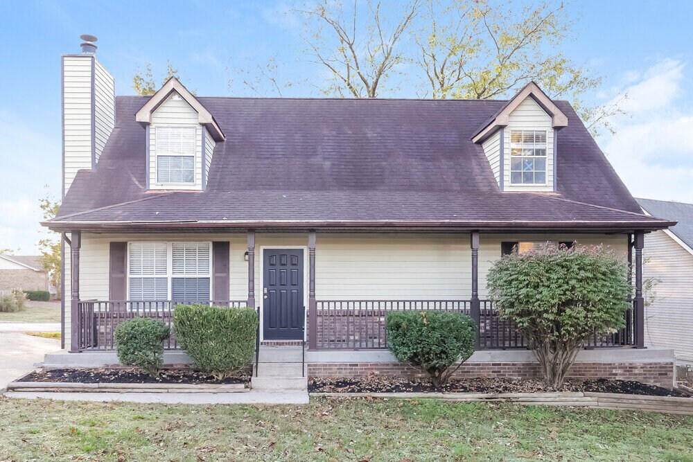701 Bayswater Cir in Nashville, TN - Building Photo