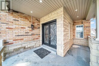 1337 Woodstream Ave in Oshawa, ON - Building Photo - Building Photo