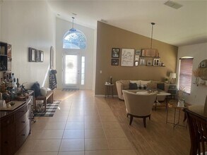 705 Stonewyk Way in Kissimmee, FL - Building Photo - Building Photo